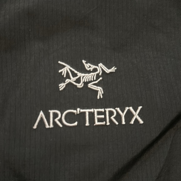 Arc’teryx Beta AR Jacket - Picture 2 of 6